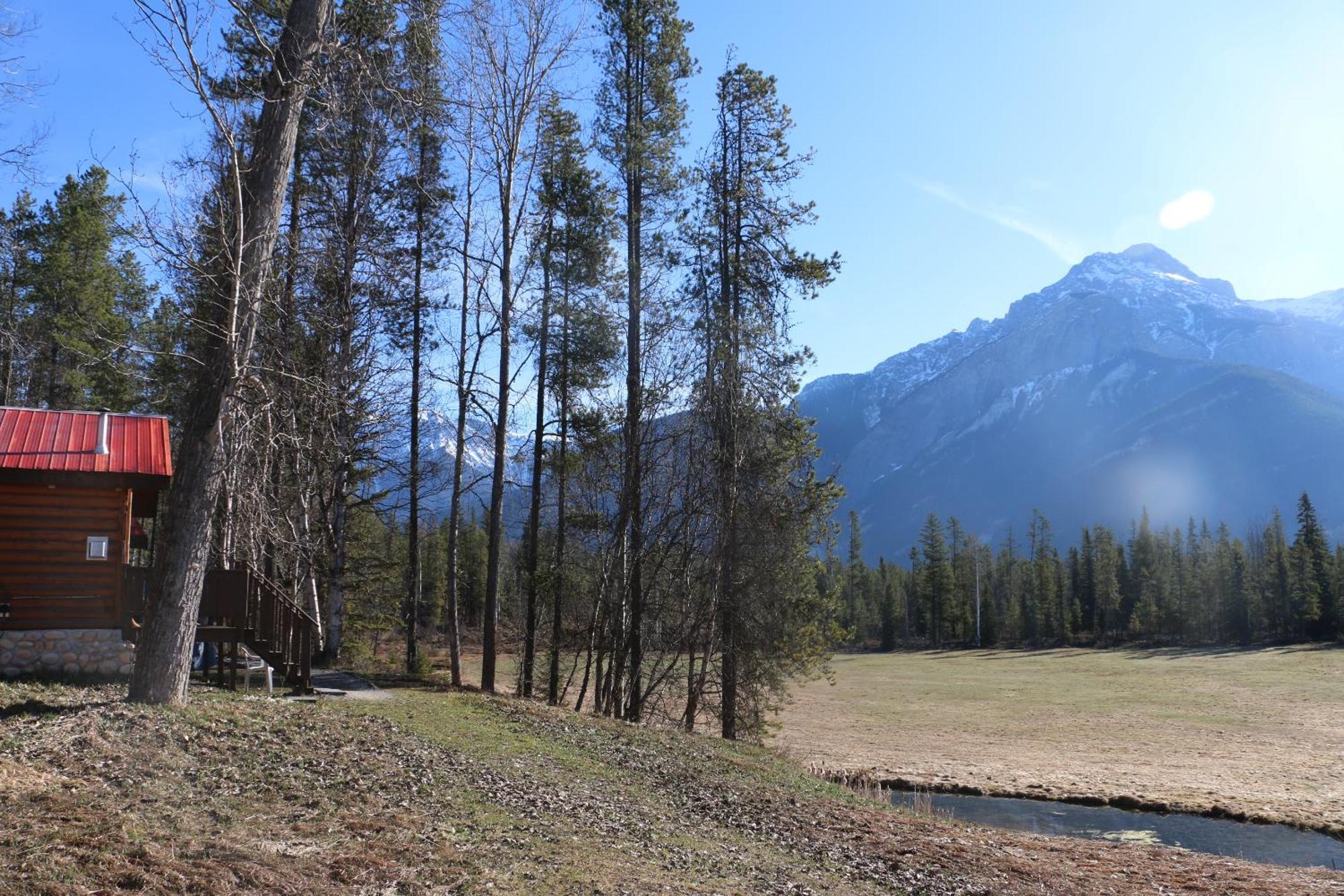 Rocky Mountain Cabins And Home Golden Exterior photo